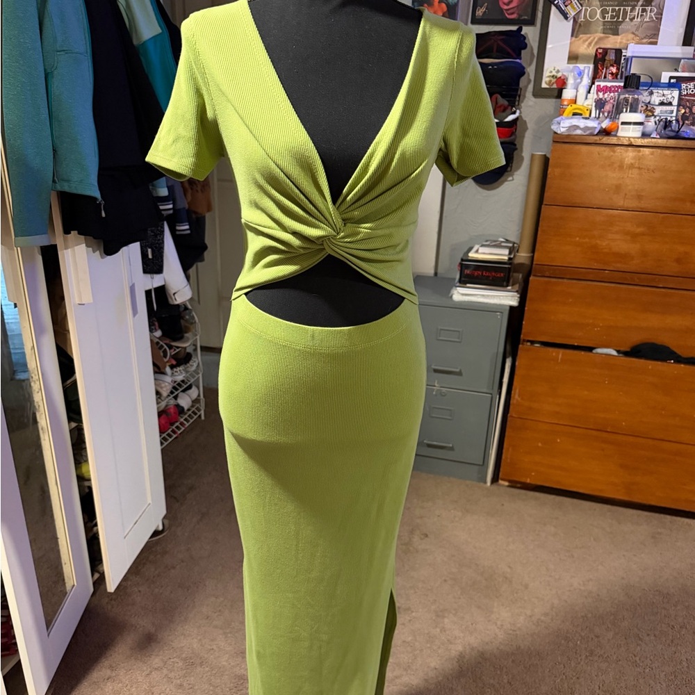 Lulu's Vibrant Green Knit maxi dress